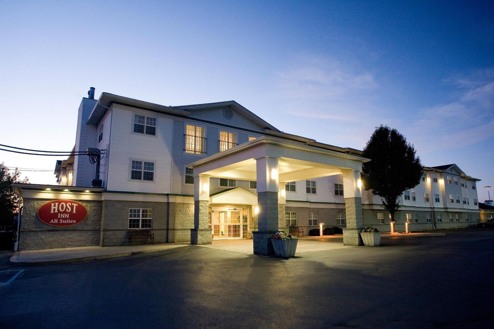 Host Inn An All Suites Hotel Уилкс Бар Екстериор снимка