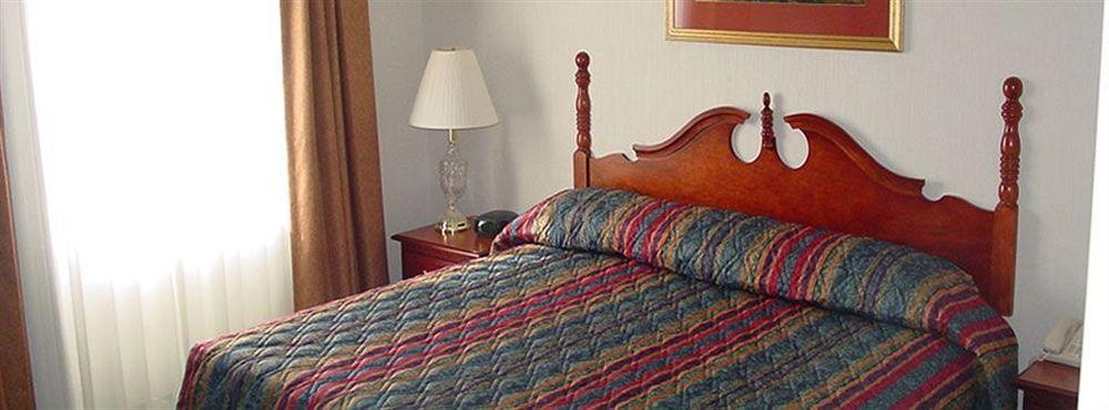 Host Inn An All Suites Hotel Уилкс Бар Екстериор снимка