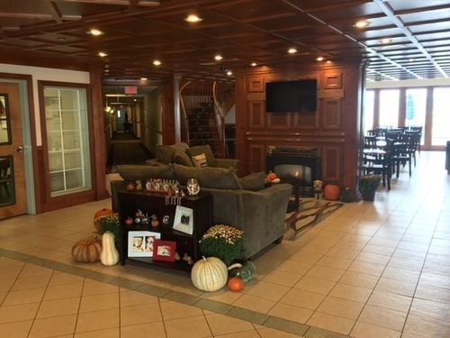 Host Inn An All Suites Hotel Уилкс Бар Екстериор снимка